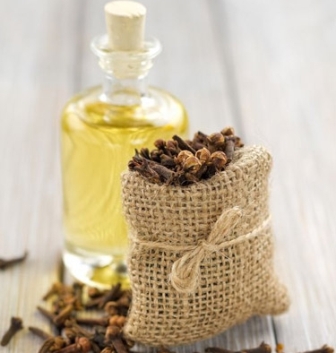 Bí quyết bỏ túi giúp làm bay mùi khó chịu trong hơi thở của bạn (3)