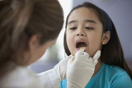 HƯớng dãn cách nhổ răng tại nhà cho trẻ