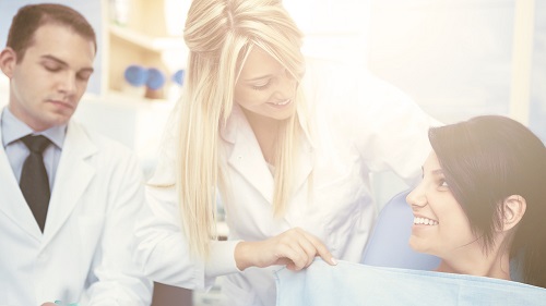 Răng sứ bị lung lay phải làm sao ? Răng sứ bị lung lay phải làm sao ?